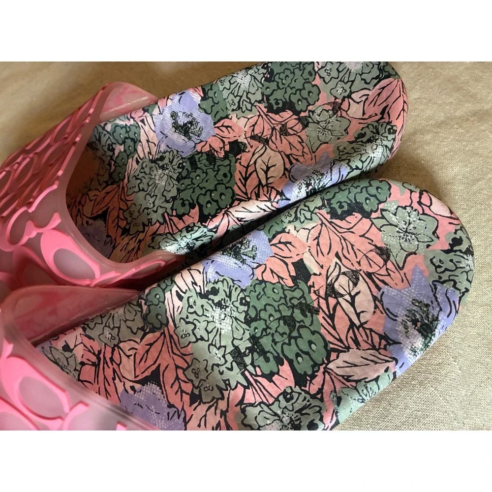 Coach Pink Signature C Floral Print Slide Sandals Womens Size 9